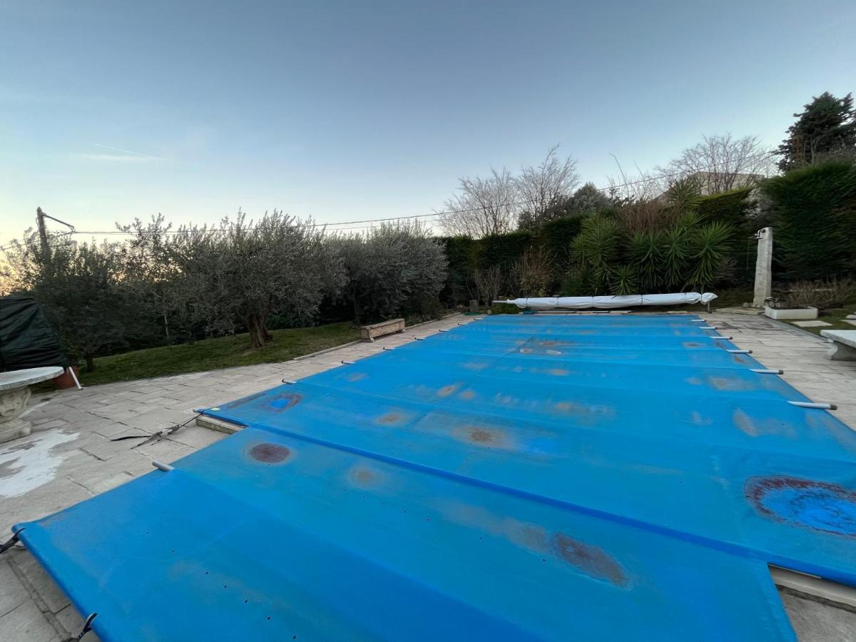 Villa Les Iris Sernhac Kültér fotó